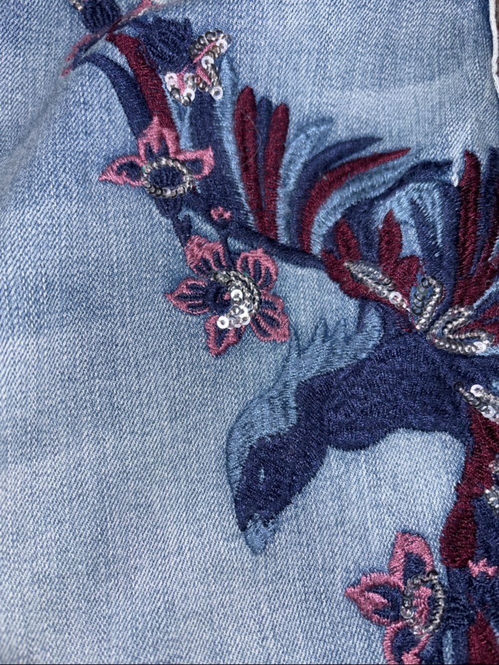 Jessica Simpson Light Blue Embroidered Jeans Size 31 - EUC - Picture 5 of 9